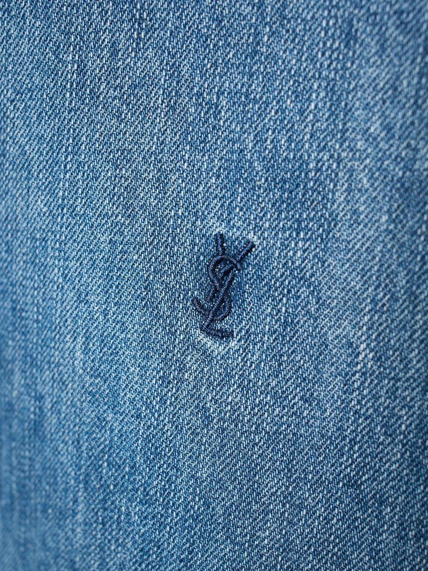 💰480 [actual auction] Saint Laurent/YSL logo embroidered denim shirt jacket [Ready stock] S M L XL